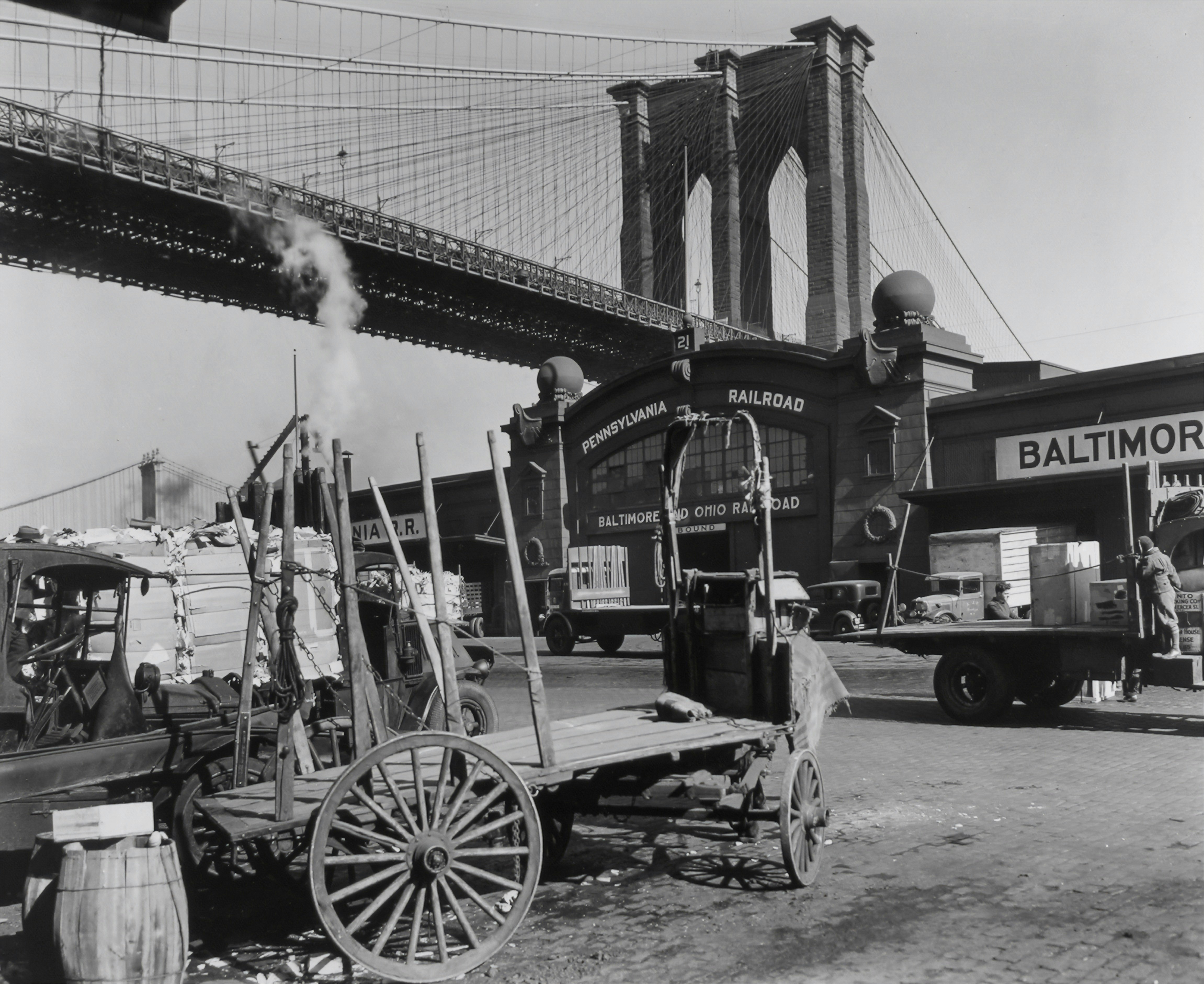 grayscale photo of Brooklyn Bridge